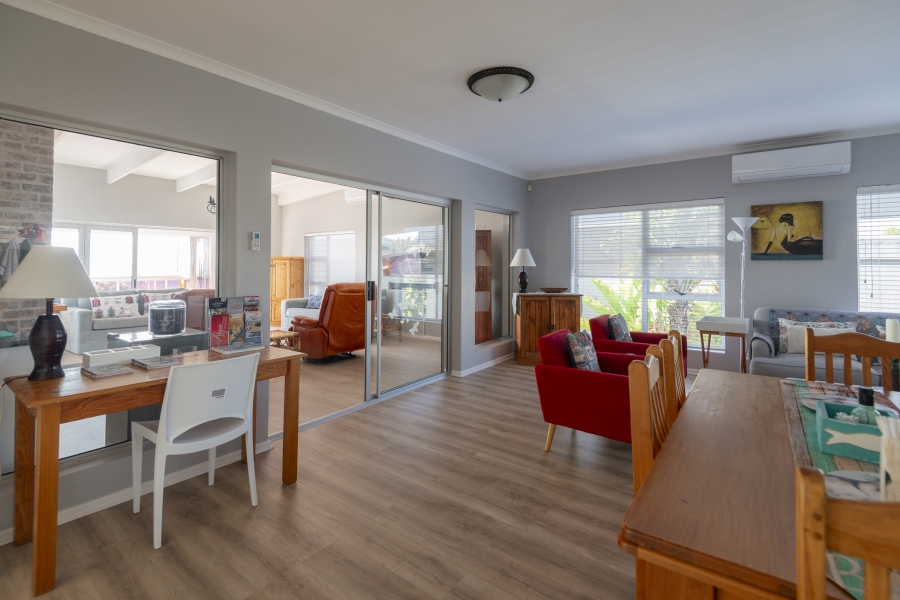 3 Bedroom Property for Sale in Myburgh Park Western Cape